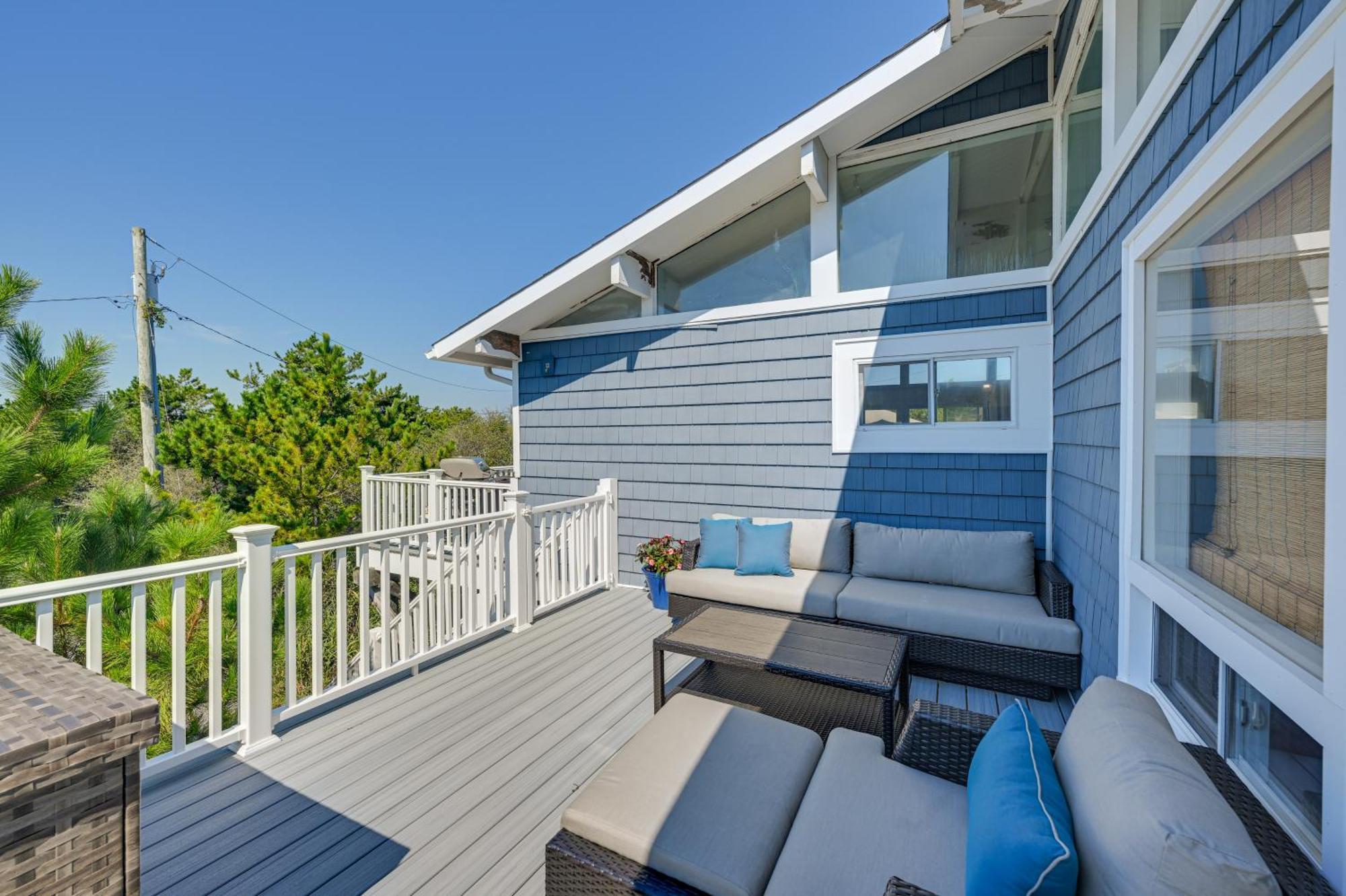 Westhampton Beach Home With Deck And Ocean Views! Екстер'єр фото