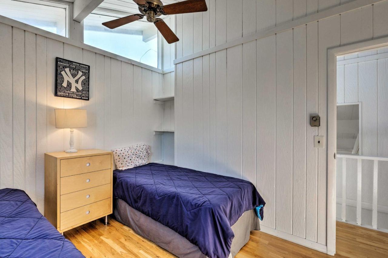 Westhampton Beach Home With Deck And Ocean Views! Екстер'єр фото